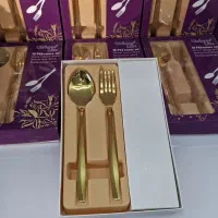 قاشق یونیک طلایی در فروشگاه عصر جدید