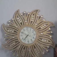 ساعت دیواری  و ایستاده