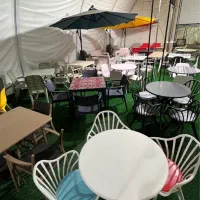 میز و صندلی