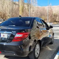 به عنوان دیوار