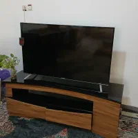 میز تلویزیون سالم در حدنو بدون خط وخش