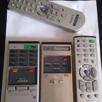 کنترل ویدیو بتاماکس S|پخش‌کننده DVD و ویدیو|تهران, فلسطین (میدان انقلاب)|دیوار