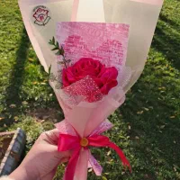 تک شاخه گل برای روز دختر|گل مصنوعی|شهرکرد, |دیوار