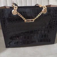 کیف مجلسی|کیف، کفش، کمربند|هشتگرد, فاز ۱ مهستان|دیوار