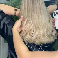 نیازمند مدل رنگ مو