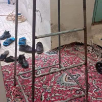 چهارپایه آهنی