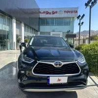تویوتا هایلندر مدل 2025 هیبرید دو دیفرانسیل فول