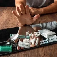 ترک اعتیاد بدون درد و خماری