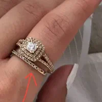 انگشتر طلا گمشده