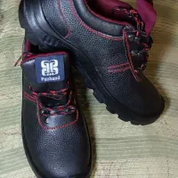 کفش کار مقاوم