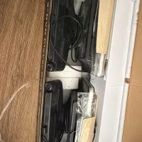 دو جفت تلویزیون سر صندلی