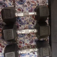 دمبل و میز پرس