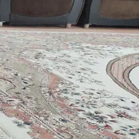 فرش و مبل و میز نهار خوری