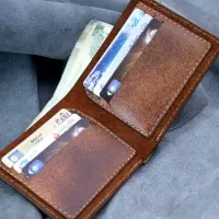 یک کیف پول گمشده