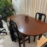 میز چوبی همراه صندلی