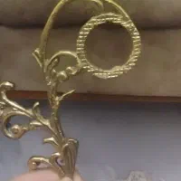 ساعت برنزایستاده یا قاب عکس برنز