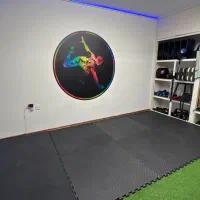 اجاره سانس باشگاه خصوصی (هومجیم)|اجارهٔ کوتاهمدت دفتر کار و فضای آموزشی|تهران, تجریش|دیوار