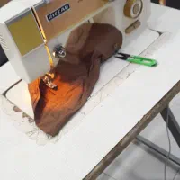 چرخ جادگمه وراسته دوزبا میز