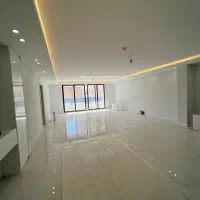 150 متر / رباط سوم / دوکله نور / سه خوابه / لوکس