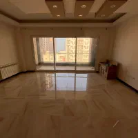 ۱۲۲ متر نخست وزیری تاپ لوکیشن ویو دریا طبقات بالا