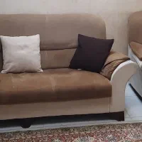 مبل راحتی ۷ نفره و میز تلفن