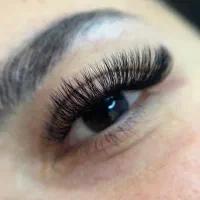 اکستنشن مژه با ماندگاری بالا