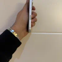 آیفون ۱۷ پرو سفید ۴ بار شارژ ۲۵۶ گیگ|موبایل|تهران, عباسآباد|دیوار