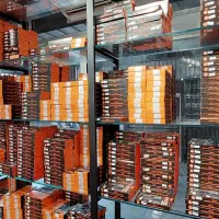 فرصت استثنایی فروش عمده گلس آنتی استاتیک