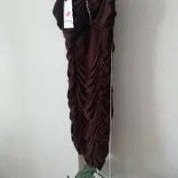 لباس مجلسی خارجی هستن تاپ و تیشرت هم موجوده