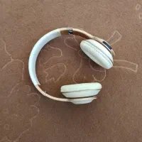 اپل واچ. هدفون  و رادیو دار و.کاغذ دیواری .|ساعت|اردبیل, |دیوار