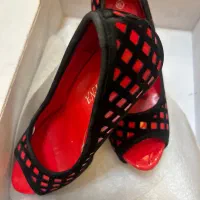 کفش پاشنه دار