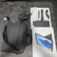 سرفیس پرو 8 i7 .حافظه 256 و رم ۱۶ باموس‌و قلم