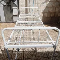 تخت بیمارستانی