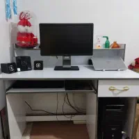 میز کامپیوتر