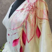 نقاشی دستی روی لباس (طرح‌های خاص )تخفیف ویژه