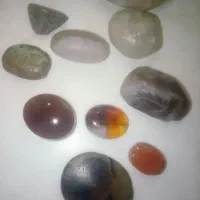 نگین وسنگ