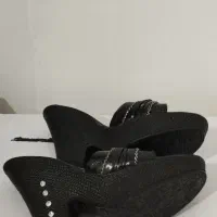 دوعدد کفش|کیف، کفش، کمربند|شیراز, شهرک گلها|دیوار