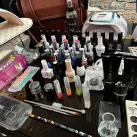 وسایل کاشت ناخن|آرایشگاه و سالن‌های زیبایی|کاشان, فاز ۲ ناجی آباد|دیوار