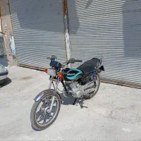 موتور سیکلت 200