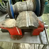 گیره و دستگاه سنگ
