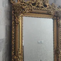 آیینه و کنسول سلطنتی