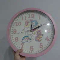 ساعت دیواری