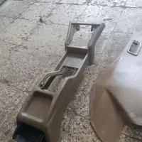 فروشی رنگ کرم