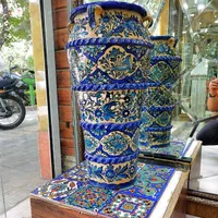گلدان قاجاری گل برجسته|صنایع دستی و سایر لوازم تزئینی|اصفهان, بوستان آینه خانه|دیوار