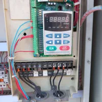 برقکار برق صنعتی/اینورتر / Plc /تابلو برق/ بالابر|خدمات پیشه و مهارت|قم, آزادگان|دیوار