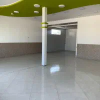 ملک تجاری ایزدشهر بر خیابان اصلی