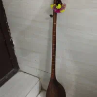 دوتار قدیمی