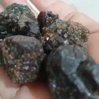 انواع شهاب سنگ و سنگ طبی|کلکسیون اشیاء عتیقه|کرمان, |دیوار