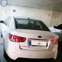 سراتو 2000 آپشنال 97 سفید