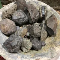 سنگ قیمتی شهاب سنگ